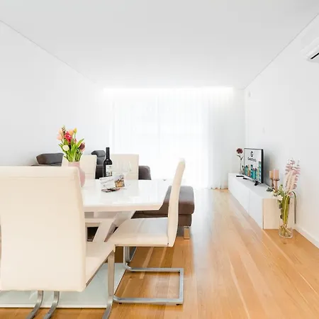 Guestready - Amazing Modern Near The شقة *