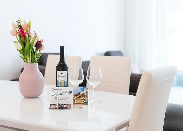 شقة Guestready - Amazing Modern Near The فيلا نوفا دي غايا