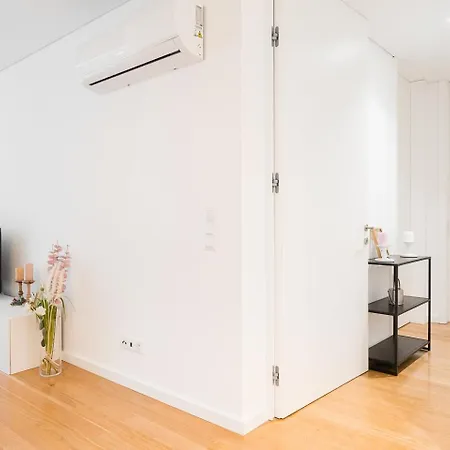 Guestready - Amazing Modern Near The Lägenhet Vila Nova de Gaia